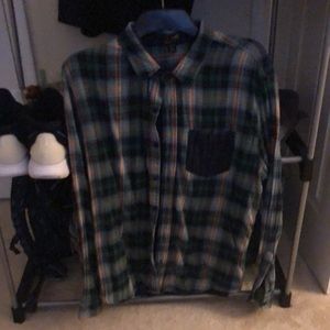 Men’s checkered button down shirt…Urban outfitters MTVU Wardrobe- Worn one time!